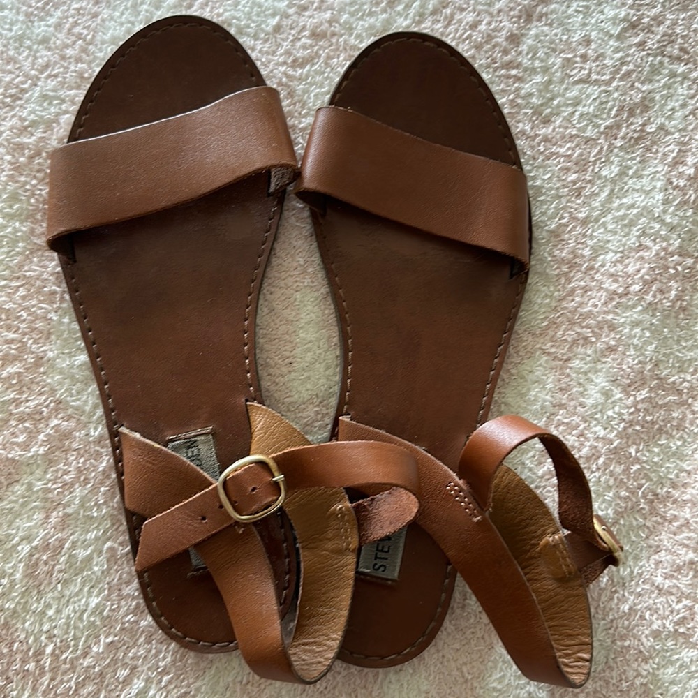 Steve Madden leather sandals